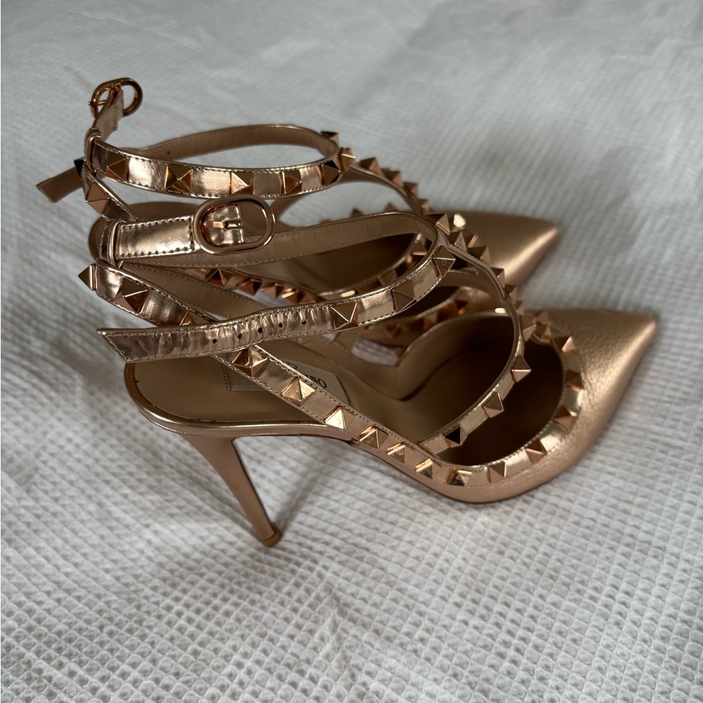 SOLD - DESIGNER Valentino Gold Studded Heels with Strappy Design - Picture 5 of 8